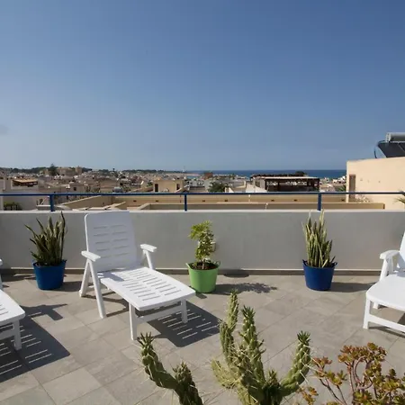 Hotel Arte Mare - In Via Del Mulino 45 3*