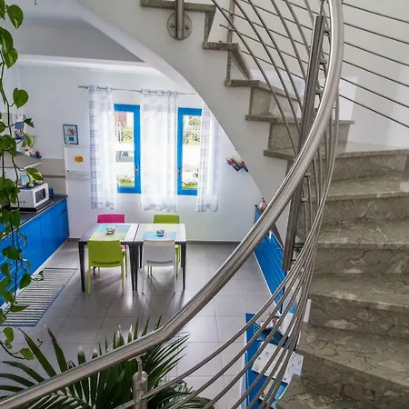 Arte Mare - In Via Del Mulino 45 Hotel 3*