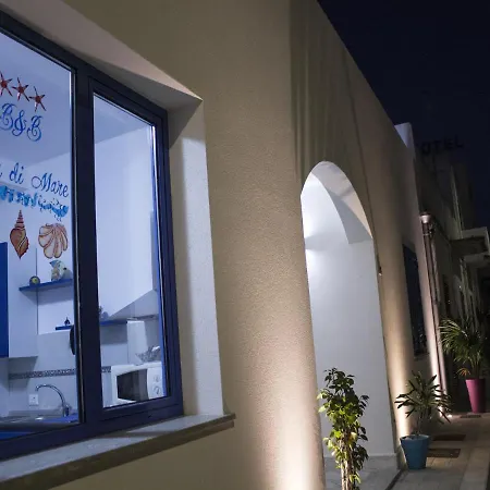 B&B Aria Di Mare Bed & Breakfast 2*