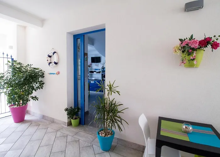 Hotel Arte Mare - In Via Del Mulino 45 3*